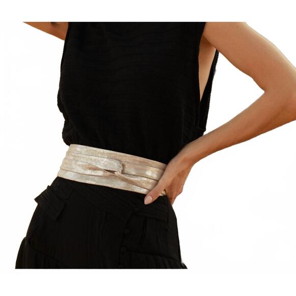 NEW ADA COLLECTION women's wrap belt in silver shimmer